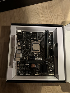 I3 9100f / NVMe 256gb / 8GB RAM / LGA1151 (1 foto / 1)