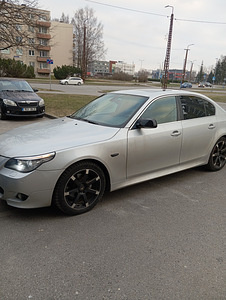 BMW 525i 2005 (1 foto / 14)