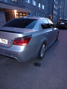 BMW 525i 2005 (10 foto / 14)