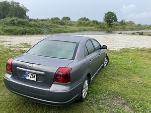 Toyota Avensis d4d 2.0 (4 foto / 6)