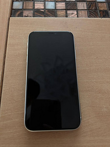Apple iphone 11 64gb (2 foto / 4)
