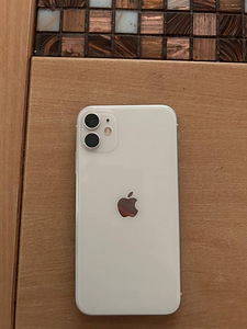 Apple iphone 11 64gb (3 foto / 4)