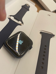 Apple Watch 6 44mm aluminium + silicone band. Deep navy blue (1 foto / 3)