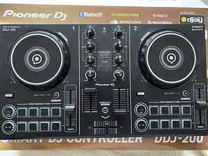 Пионер DDJ-200 (1 фото из 1)