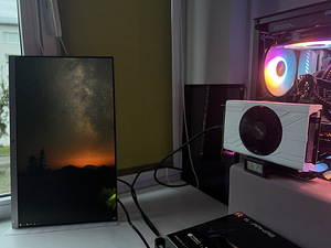 SAPPHIRE PULSE Radeon RX 570 ITX 8GB GDDR5 "White edition" (6 foto / 9)