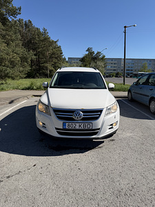 Volkswagen Tiguan 2.0 TDI 2008 (15 foto / 15)