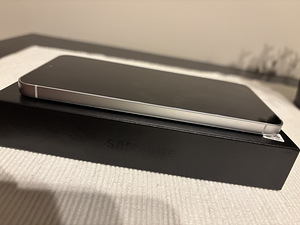 Samsung Galaxy S24 256gb (4 foto / 8)