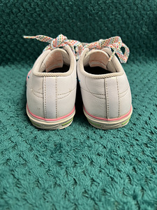 Nike naiste tossud suurus 38 (4 foto / 4)