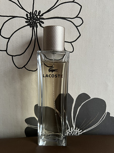 Lacoste (2 foto / 2)