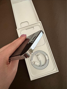 iPhone 14 Pro Max 256 gb silver (7 foto / 9)