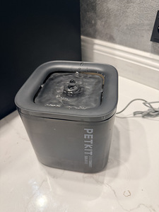 Petkit kasside joogifontään (2 foto / 2)