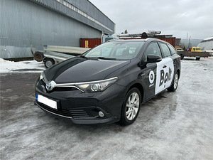 Autorent Toyota Auris Hybriid/LPG Kasko (3 foto / 5)