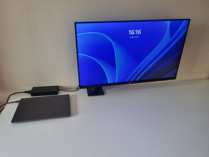 LG monitor 31,5 4K (1 foto / 7)