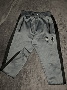 Müüa Under Armour püksid (2 foto / 2)