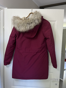 Müüa Calvin Klein parka (2 foto / 5)