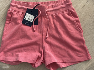 Gant s. XS lühikesed püksid (1 foto / 3)