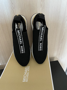 Michael Kors s. 8.5M (40) (9 foto / 9)
