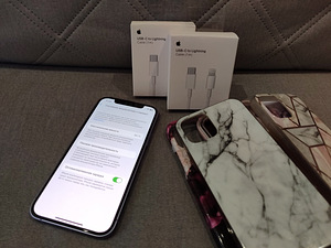 iPhone 12, 64GB (3 фото из 4)