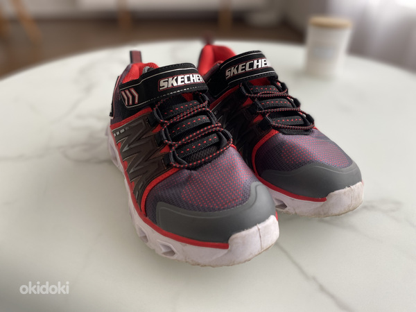 Skechers