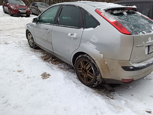 FORD FOCUS 2 . 1.8 disel. 2008.ghia (3 foto / 8)