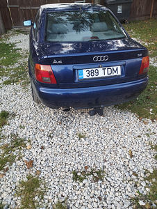 Audi A4 Возможность обмена! (4 фото из 9)