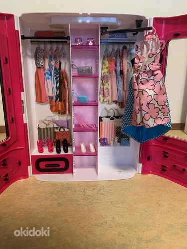 Barbie riidekapp (foto #1)