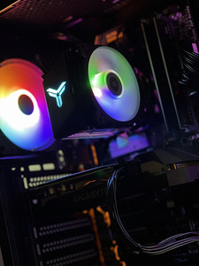 Mänguriarvuti - RTX 2060 / i7 / 16GB DDR4 / RGB (2 foto / 4)