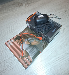 JBL Reflect Flow Pro - kõrvaklapid (5 foto / 5)