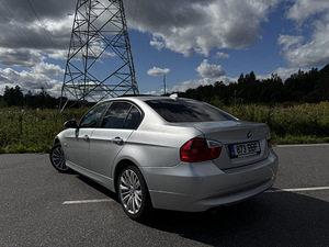 BMW 318 2.0 95kw (3 foto / 7)