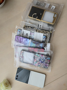 Samsung Galaxy Z Flip5 (9 foto / 9)