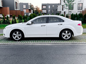 Honda Accord 2.0 115kW (5 foto / 10)