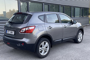 Nissan Qashqai 1.6 86kW (4 foto / 10)