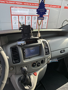 Opel vivaro (9 foto / 11)