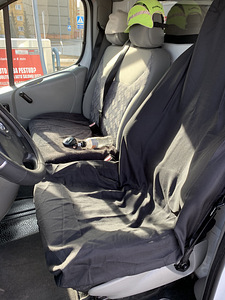 Opel vivaro (10 foto / 11)