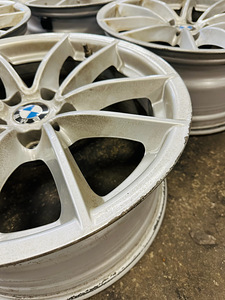 Оригинальные легкосплавные диски BMW 17" (3 фото из 10)