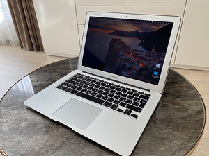 Macbook Air 128GB 2014 RUS/SWE (1 foto / 3)