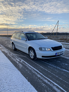 Opel Omega ‘00 2.2 106kW (4 foto / 5)