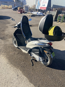 Piaggio Liberty (4 фото из 5)