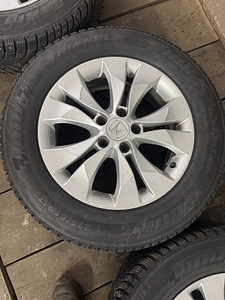 Honda CR-V (1 foto / 5)