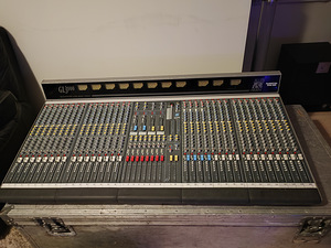 Allen & Heath GL3000 - 24 Kanaliga Mikserpult. (2 foto / 4)