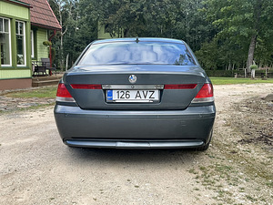 БМВ 745i (5 фото из 15)