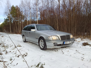 Mercedes Benz c200 2.1CDI 92kw (1 foto / 10)