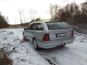Mercedes Benz c200 2.1CDI 92kw (5 foto / 10)
