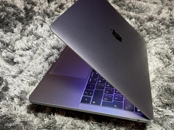 Apple MacBook Pro 13 дюймов, 256 ГБ (конец 2019 г.) (фото #5)