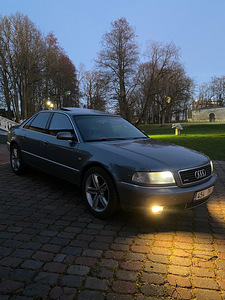 Audi A8 D2 3.3TDI V8 (1 foto / 8)