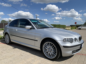 BMW 318ti 2004 (1 foto / 13)