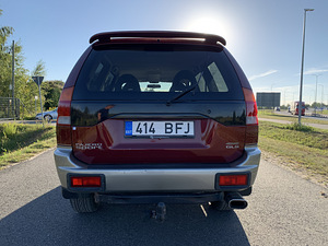 Mitsubishi Pajero Sport 4x4 3.0 V6 (7 foto / 15)