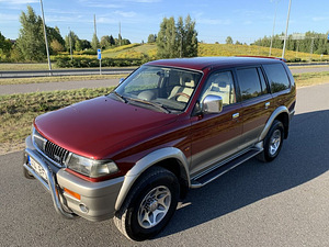 Mitsubishi Pajero Sport 3.0 V6 (1 foto / 10)