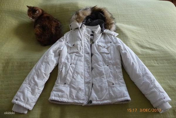 Стильная зимняя женская куртка s.Oliver (размер M) (фото #6)