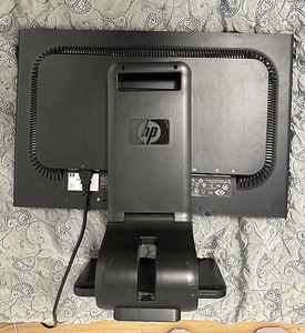 HP LA2205wg (3 фото из 6)